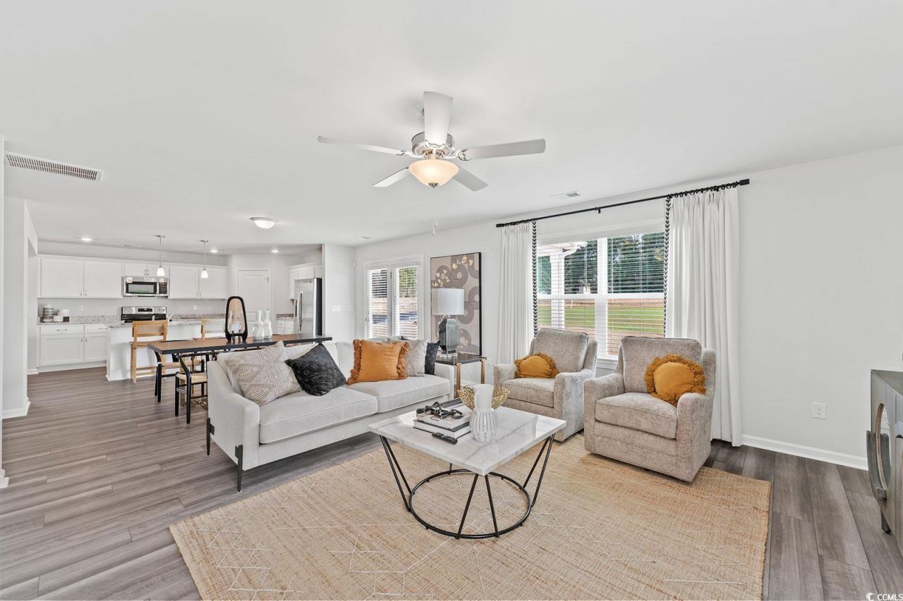 211 Sundrop Way Photo 6