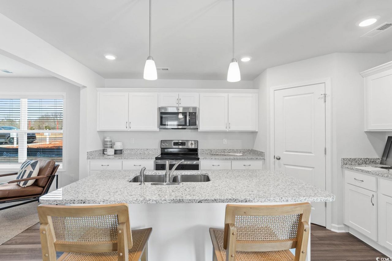 211 Sundrop Way Photo 8