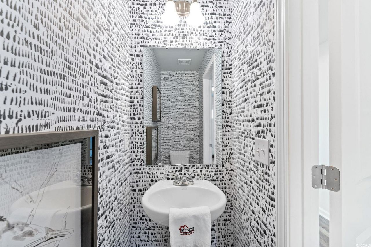 211 Sundrop Way Photo 9