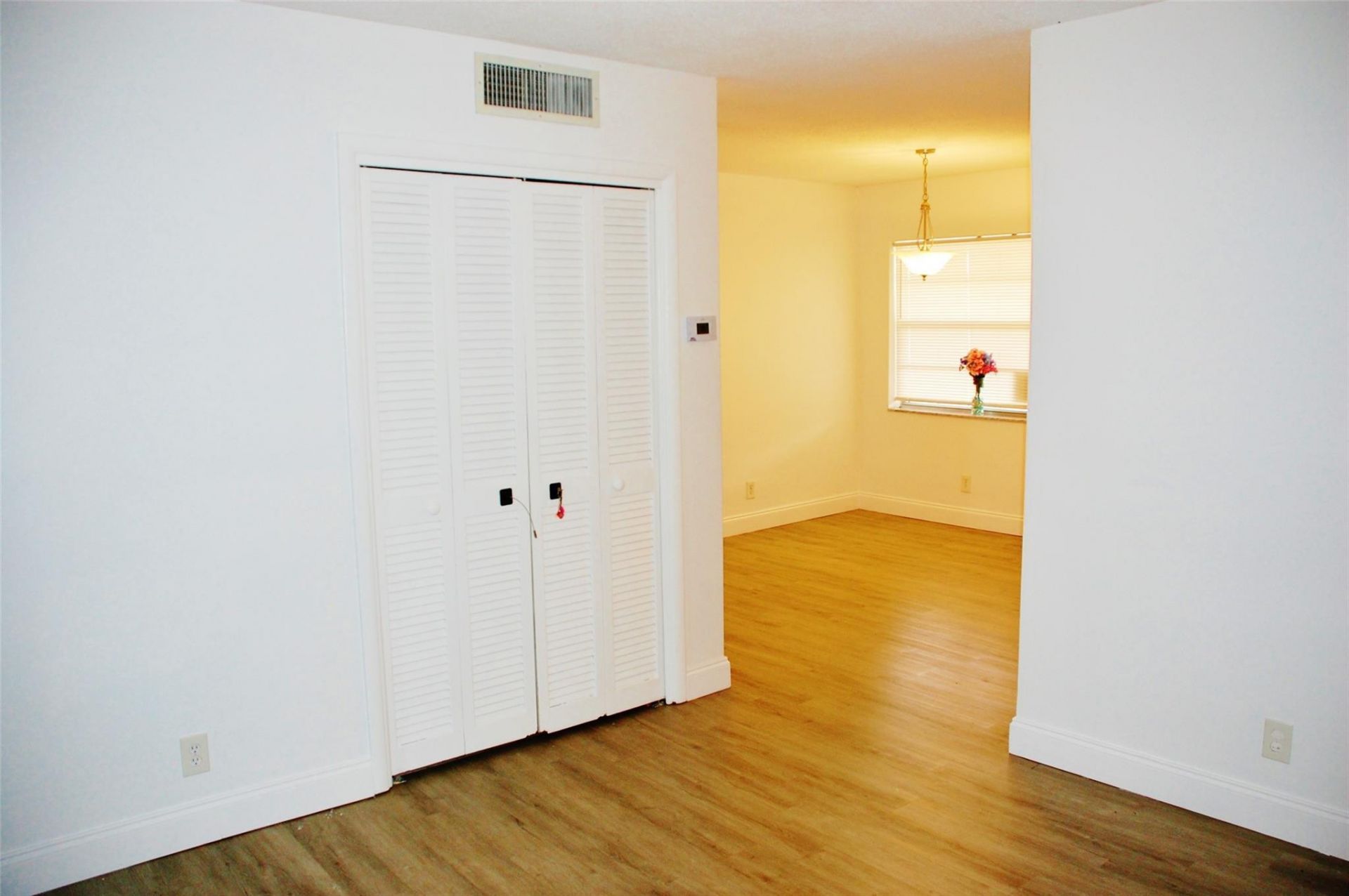 4770 NW 10th Court, Unit 312, Plantation, FL 33313 Photo