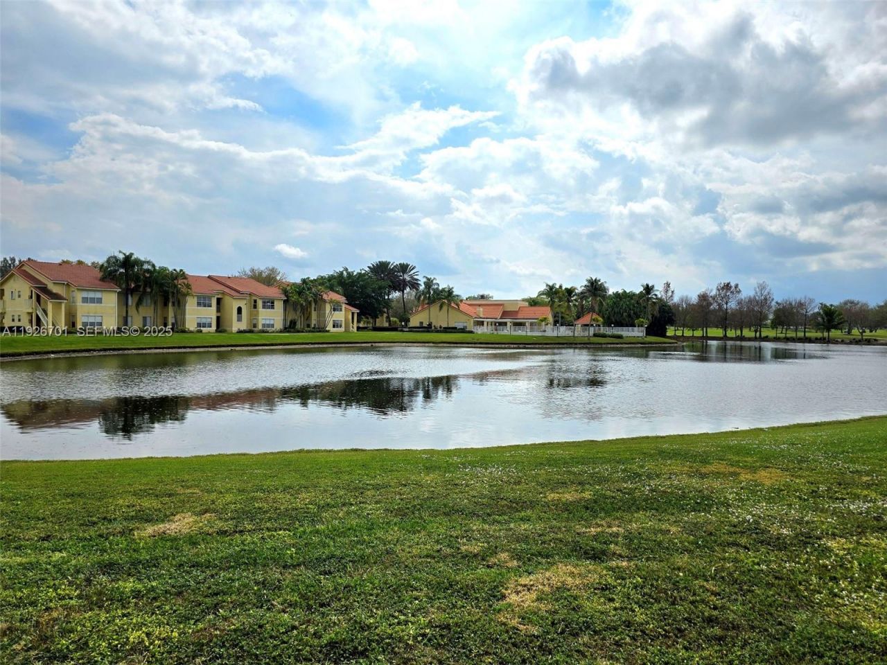 13060 Vista Isles Dr, Unit 212, Sunrise, FL 33325 Photo