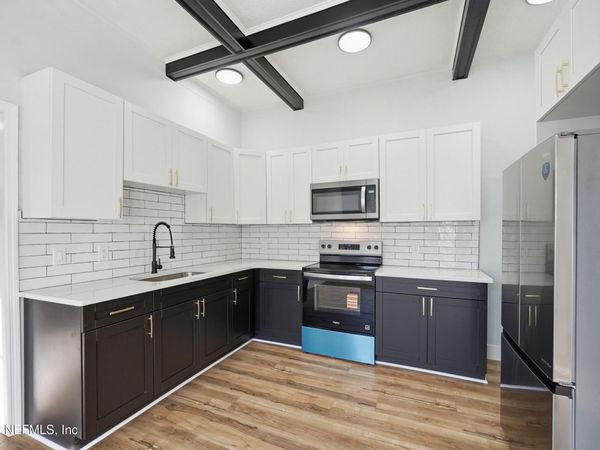 2803 N MARKET Street, Jacksonville, FL 32206