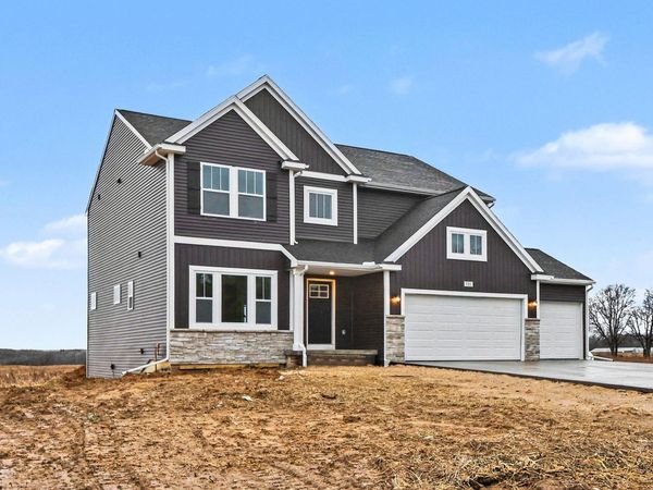 7105 Gibson Farms Drive, Middleville, MI 49333