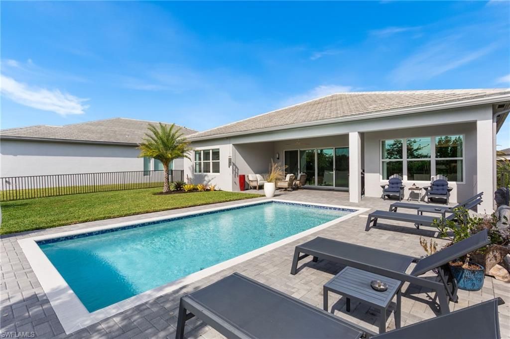 12165 Eucalyptus Way, Naples, FL 34120 Photo