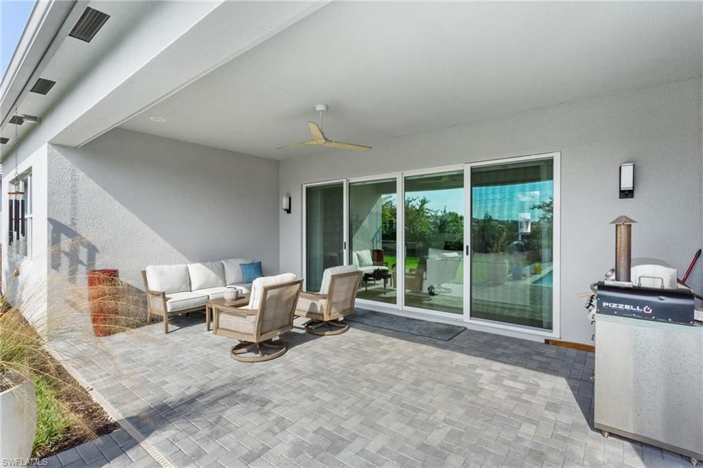 12165 Eucalyptus Way, Naples, FL 34120 Photo