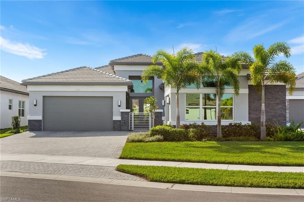 12165 Eucalyptus Way, Naples, FL 34120 Photo