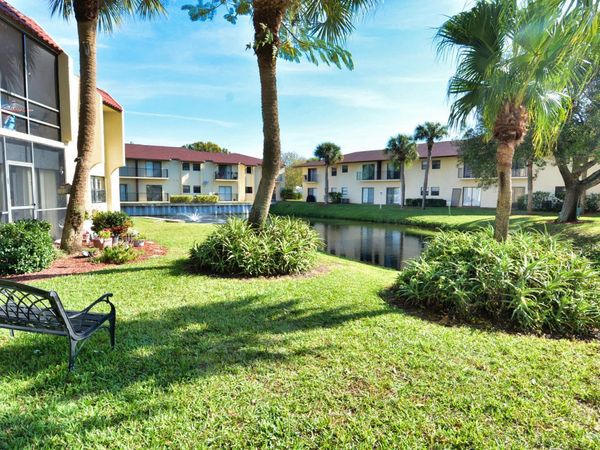 2050 Oleander Boulevard, Unit 5-306, Fort Pierce, FL 34950