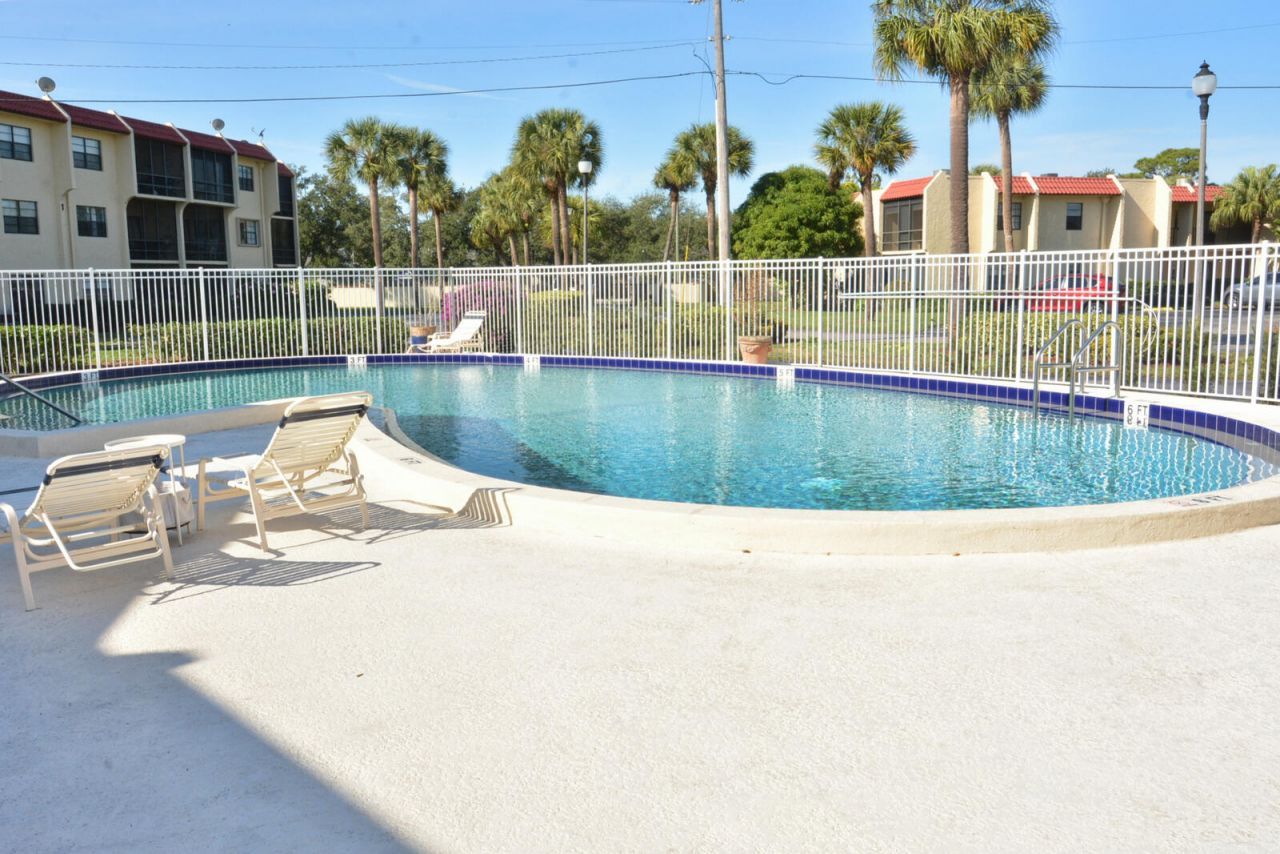 2050 Oleander Boulevard, Unit 5-306, Fort Pierce, FL 34950 Photo