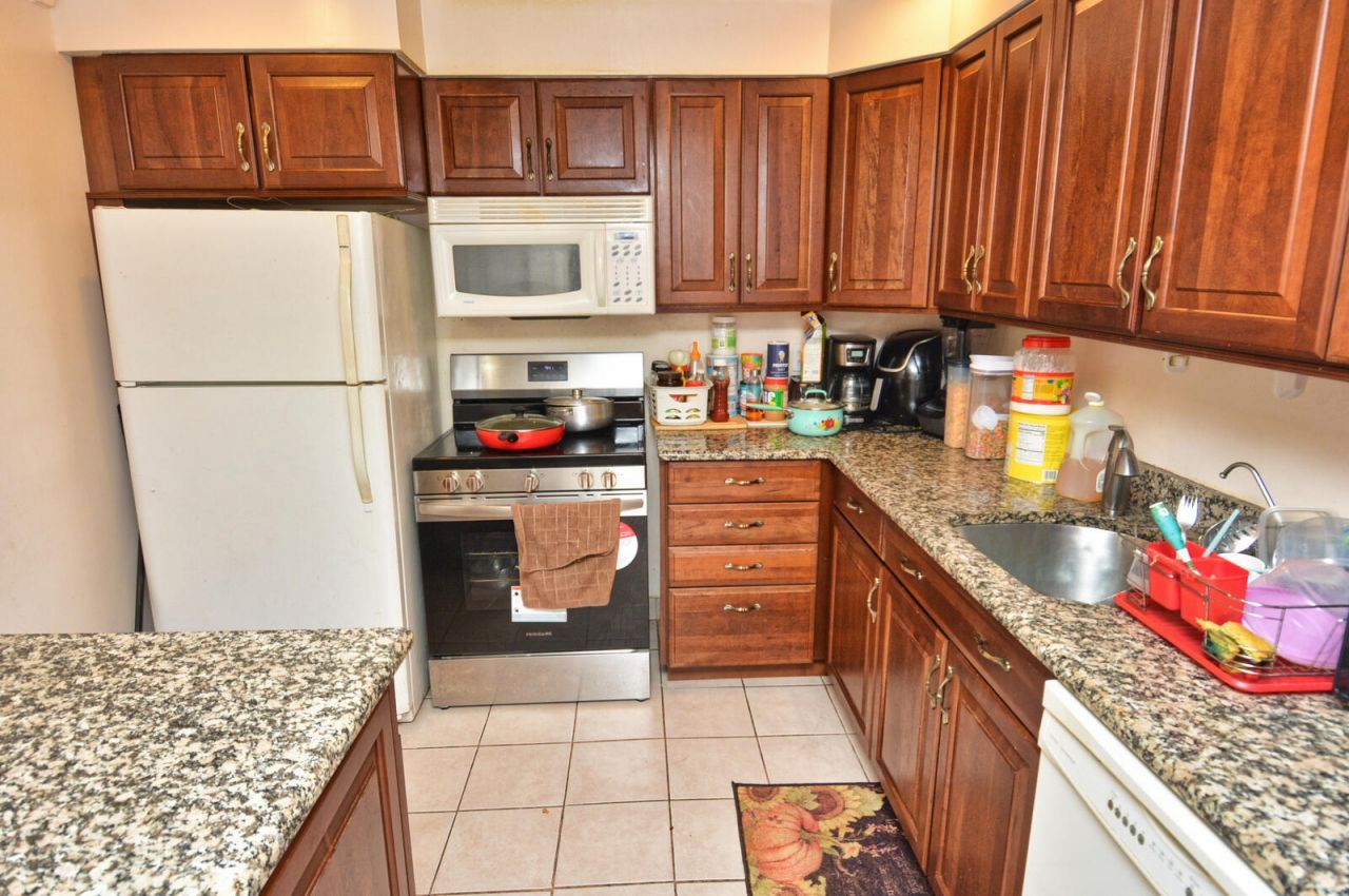 2050 Oleander Boulevard, Unit 5-306, Fort Pierce, FL 34950 Photo