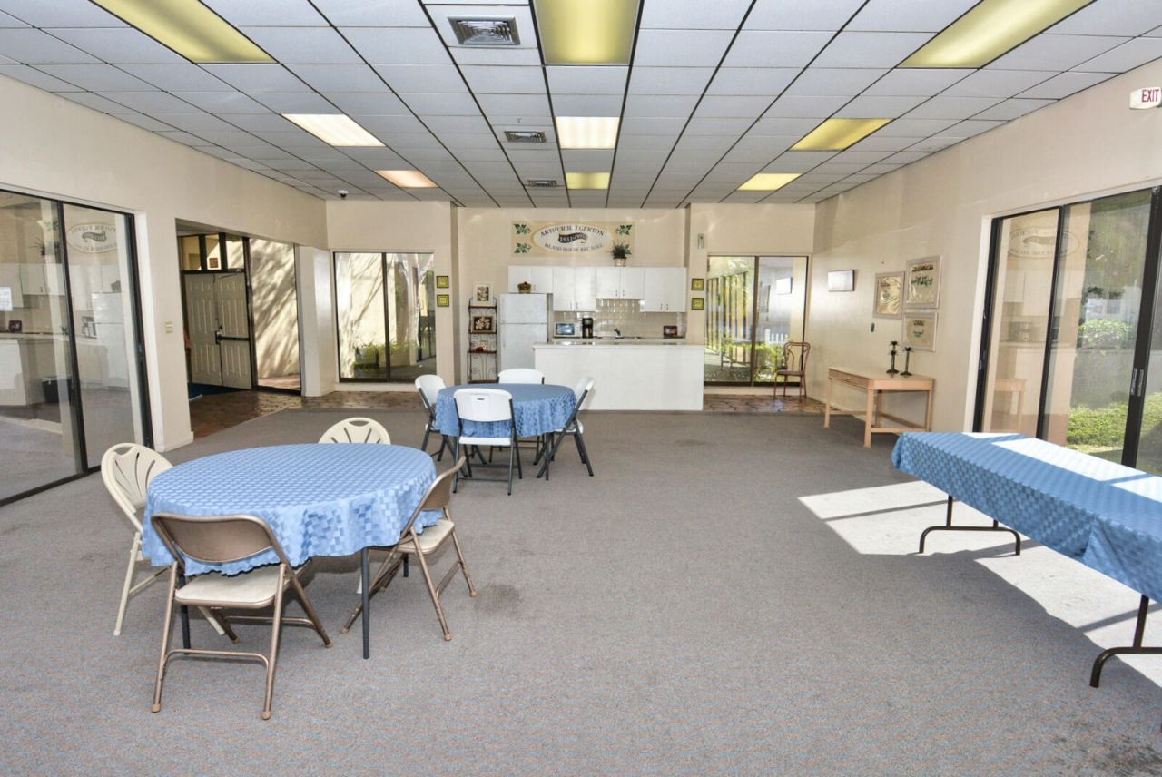 2050 Oleander Boulevard, Unit 5-306, Fort Pierce, FL 34950 Photo