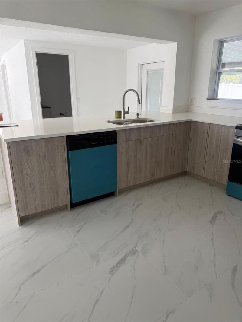 4119 Harrisburg Street Ne, Saint Petersburg, FL 33703 Photo