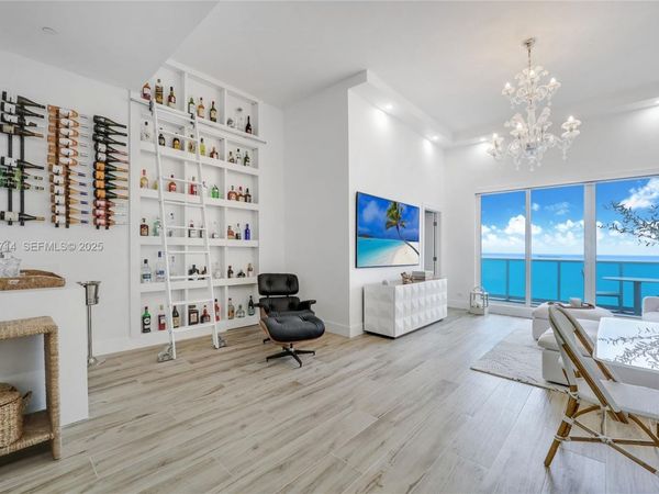 2301 Collins Ave, Unit 1625, Miami Beach, FL 33139