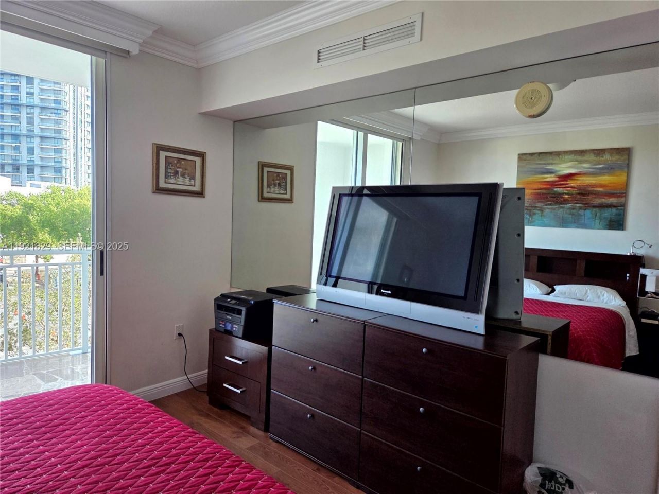 1755 E Hallandale Beach Blvd, Unit 305E, Hallandale Beach, FL 33009 Photo