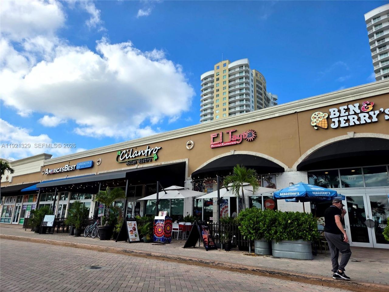 1755 E Hallandale Beach Blvd, Unit 305E, Hallandale Beach, FL 33009 Photo