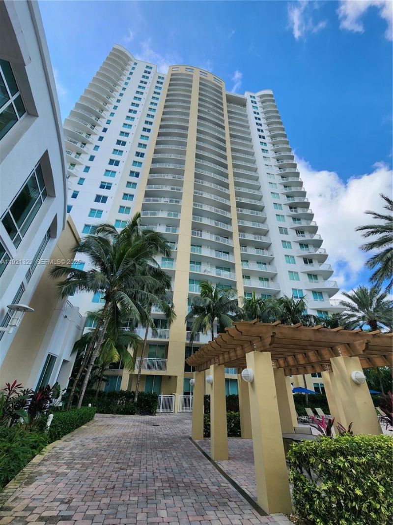 1755 E Hallandale Beach Blvd, Unit 305E, Hallandale Beach, FL 33009 Photo
