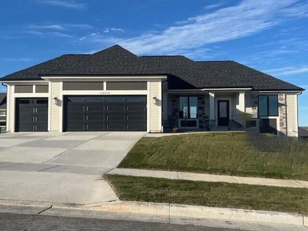 N56W20744 Carnoustie WAY, Unit Lt85, Menomonee Falls, WI 53052