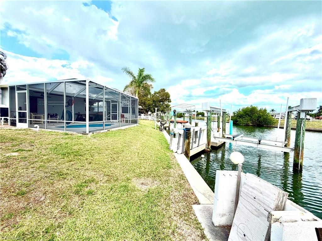 3783 Cherry Ln, Saint James City, FL 33956 Photo