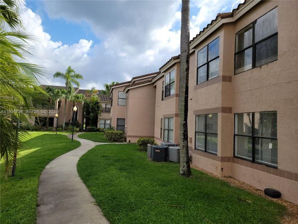 2846 S University Dr, Unit 4204, Davie, FL 33328