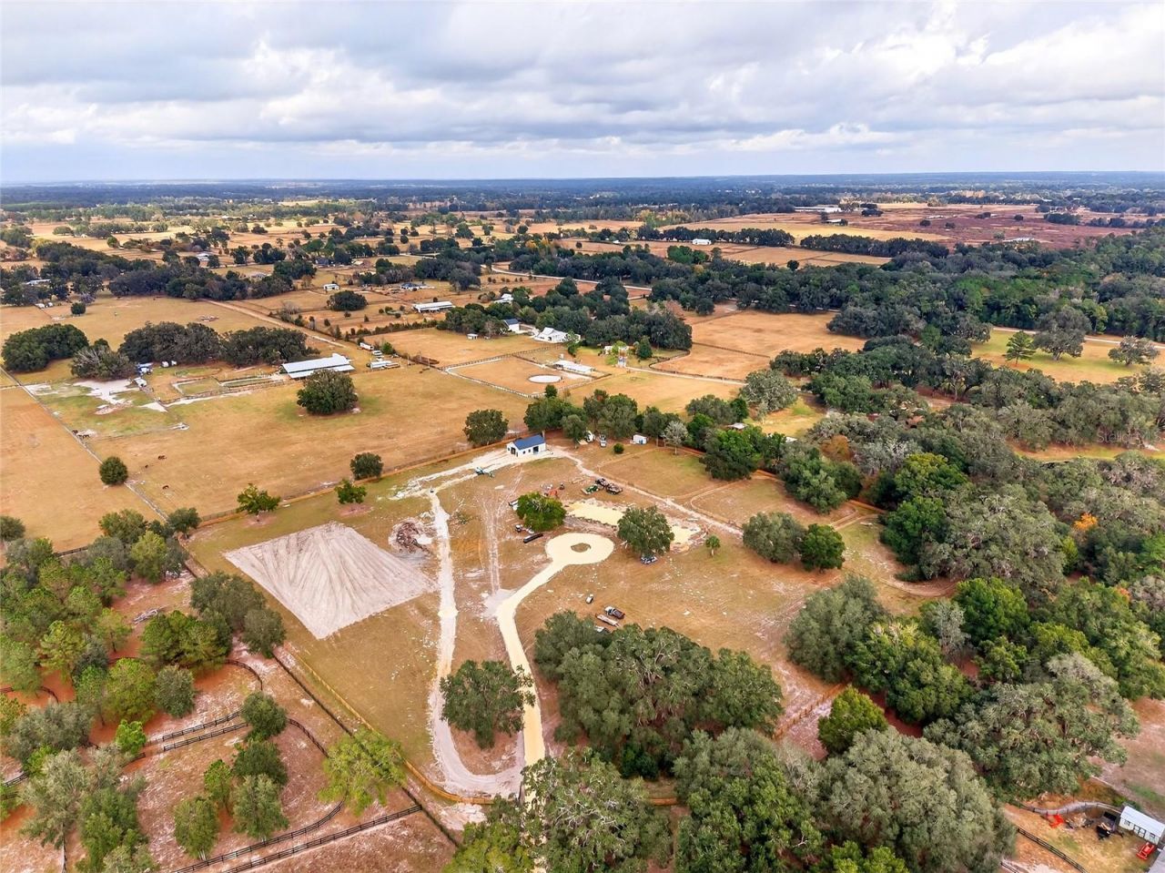 7824 NW 167th Court, Morriston, FL 32668 Photo