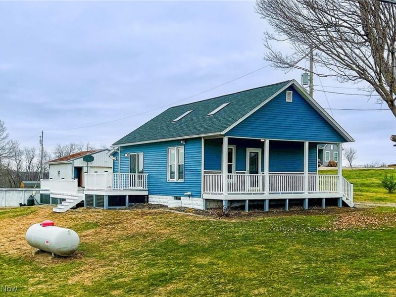 3895 Adamsville Road, Zanesville, OH 43701 Photo 1