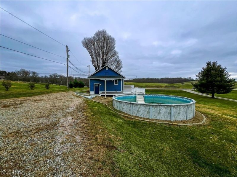 3895 Adamsville Road, Zanesville, OH 43701 Photo 5