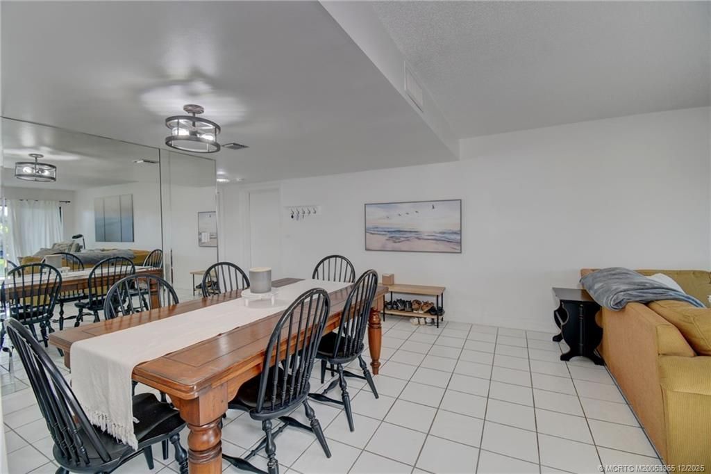 1701 Presidential Way, Unit A104, West Palm Beach, FL 33401 Photo