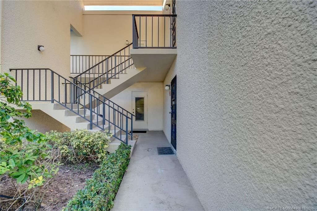 1701 Presidential Way, Unit A104, West Palm Beach, FL 33401 Photo