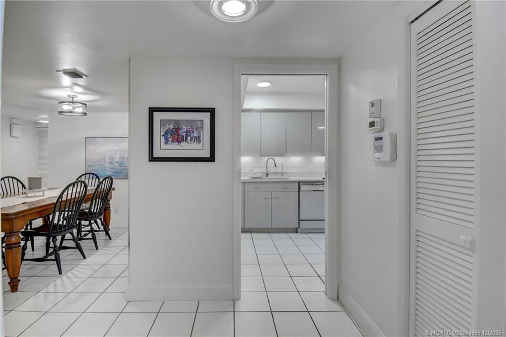 1701 Presidential Way, Unit A104, West Palm Beach, FL 33401 Photo