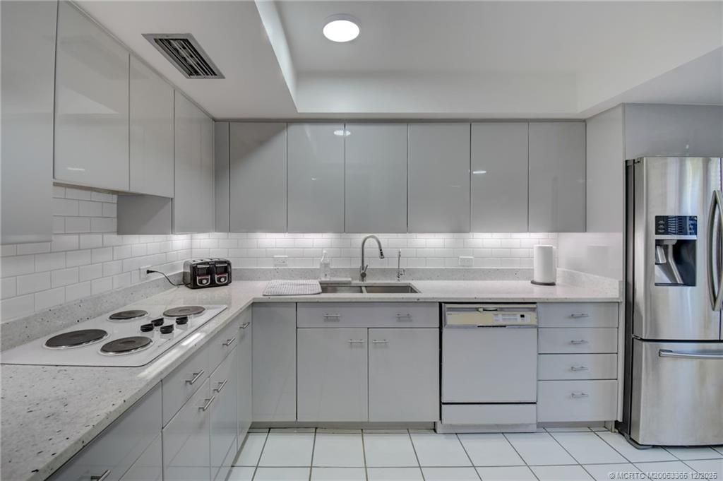 1701 Presidential Way, Unit A104, West Palm Beach, FL 33401 Photo