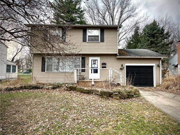 3360 Allendale Avenue, Austintown, OH 44511
