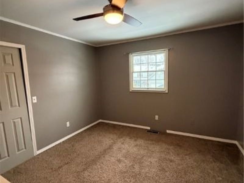 662 Kenilworth Avenue, Sheffield Lake, OH 44054 Photo 24