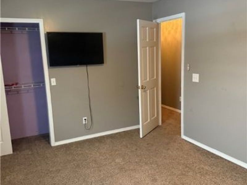 662 Kenilworth Avenue, Sheffield Lake, OH 44054 Photo 27