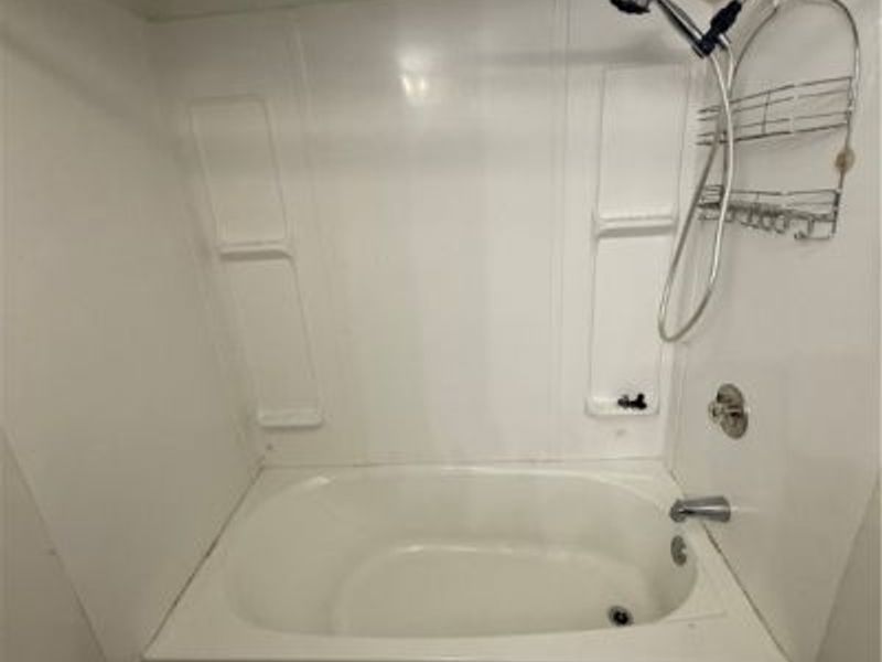 662 Kenilworth Avenue, Sheffield Lake, OH 44054 Photo 32