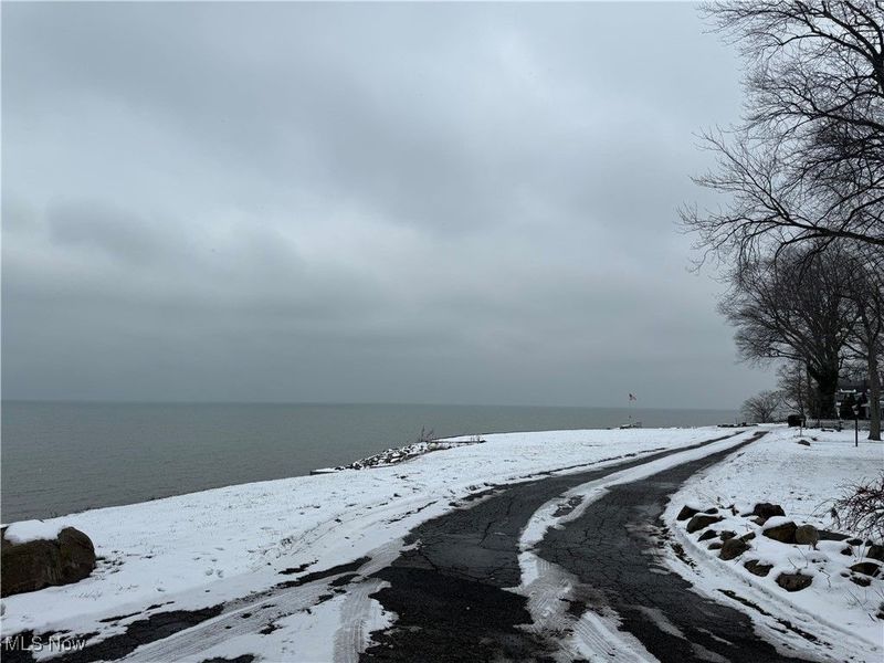 662 Kenilworth Avenue, Sheffield Lake, OH 44054 Photo 46