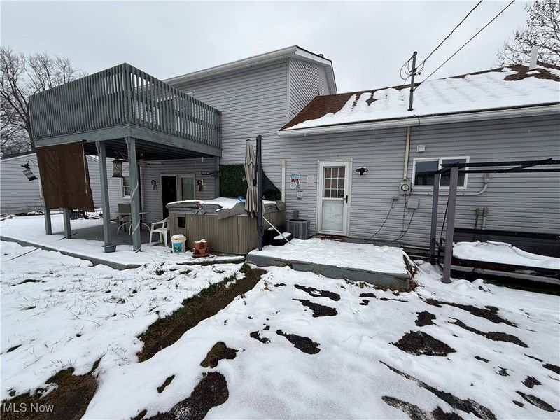 662 Kenilworth Avenue, Sheffield Lake, OH 44054 Photo 5