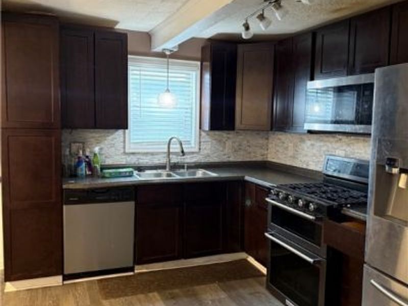 662 Kenilworth Avenue, Sheffield Lake, OH 44054 Photo 7