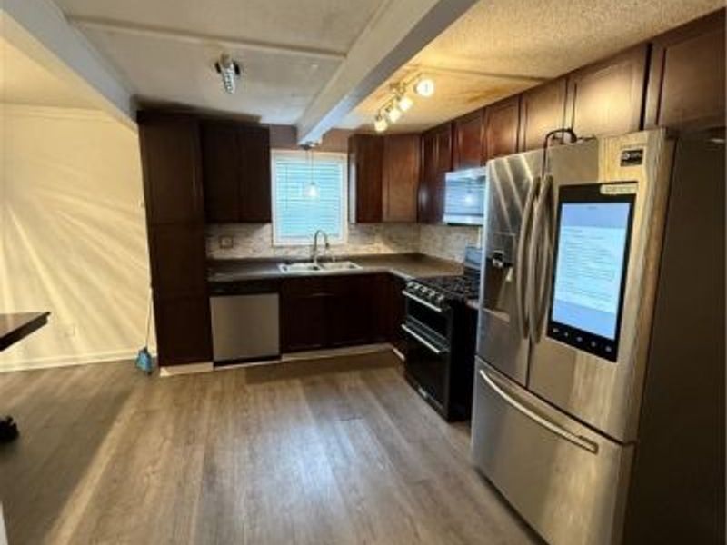 662 Kenilworth Avenue, Sheffield Lake, OH 44054 Photo 8