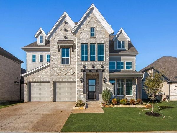 1329 Sundance Lane, Justin, TX 76247