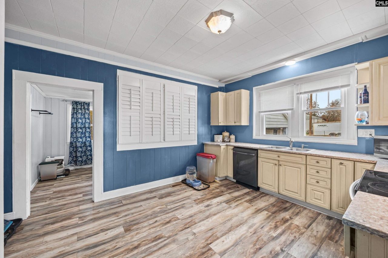 1339 Liberty Road Photo 14