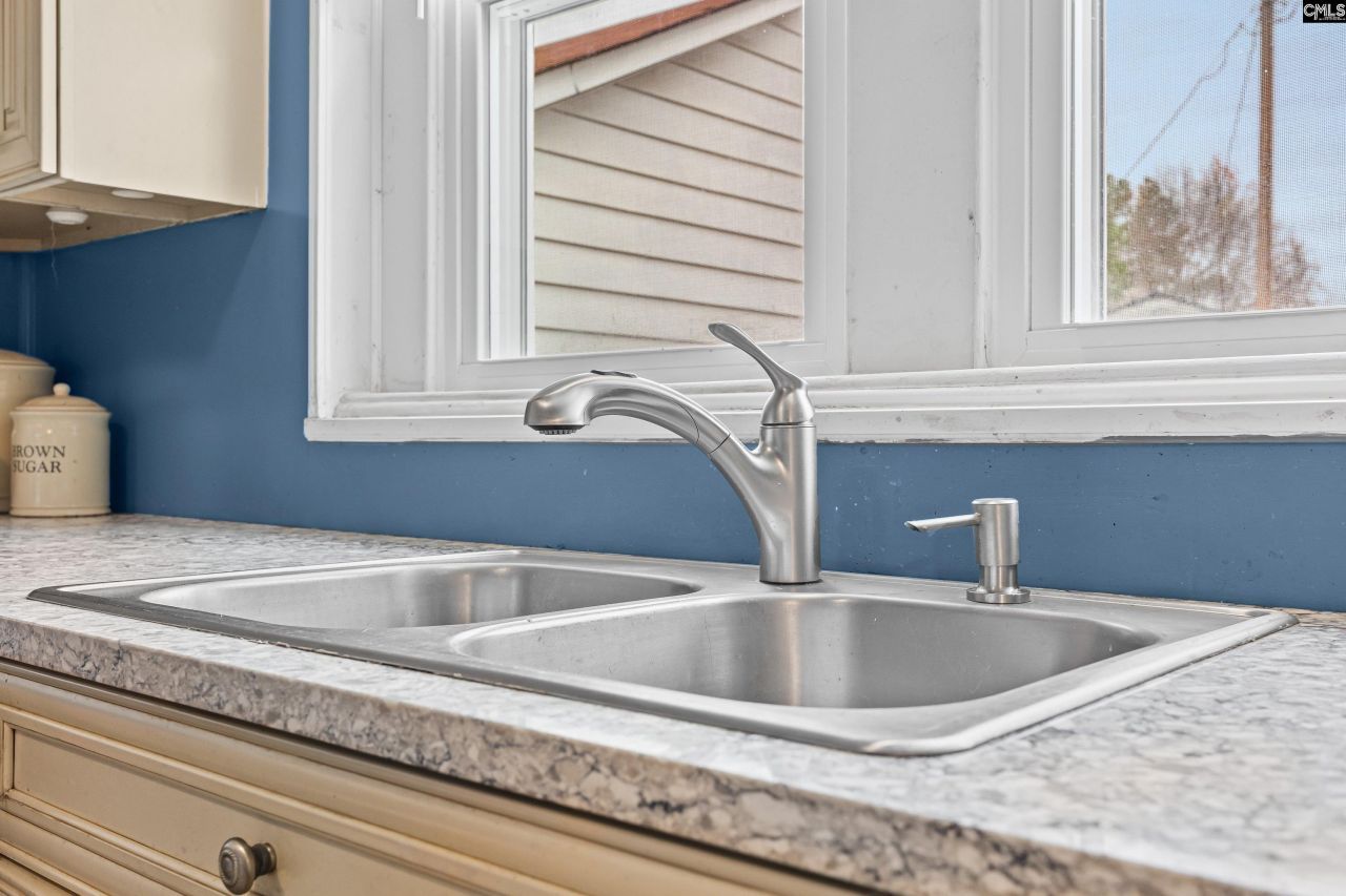 1339 Liberty Road Photo 16