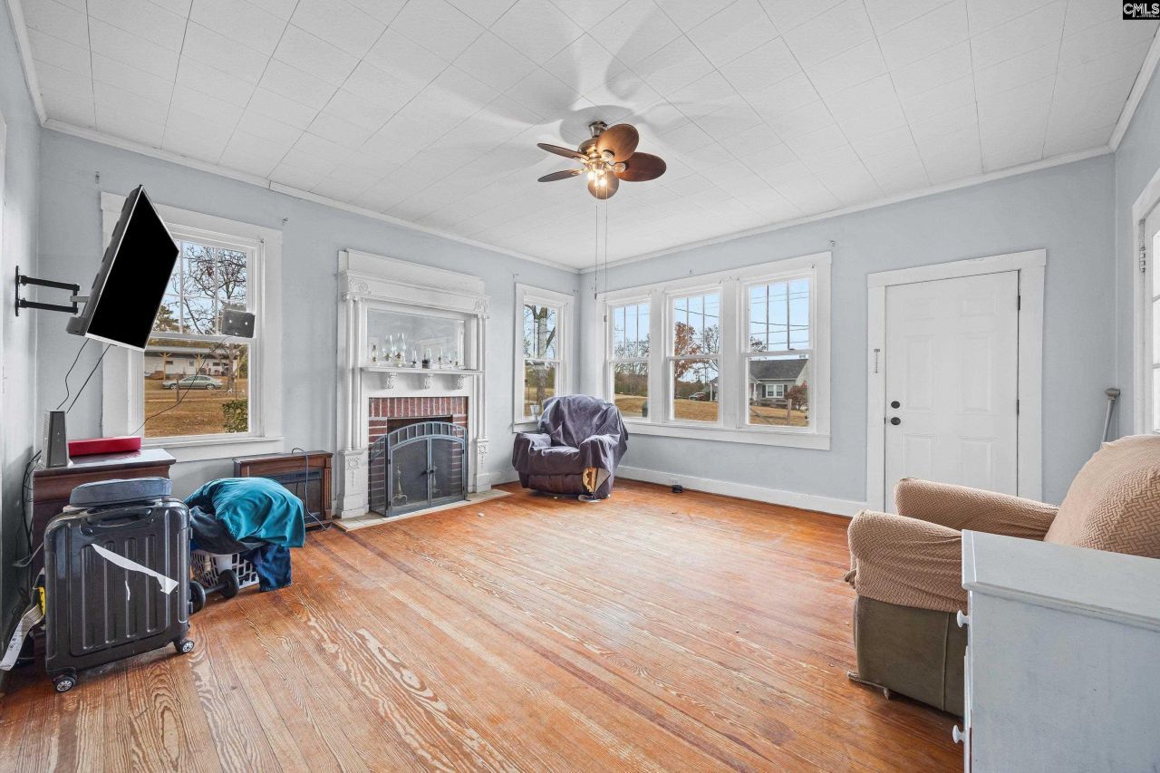 1339 Liberty Road Photo 6