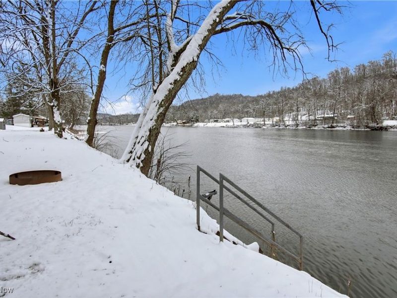 10112 S River Road, McConnelsville, OH 43756 Photo 12