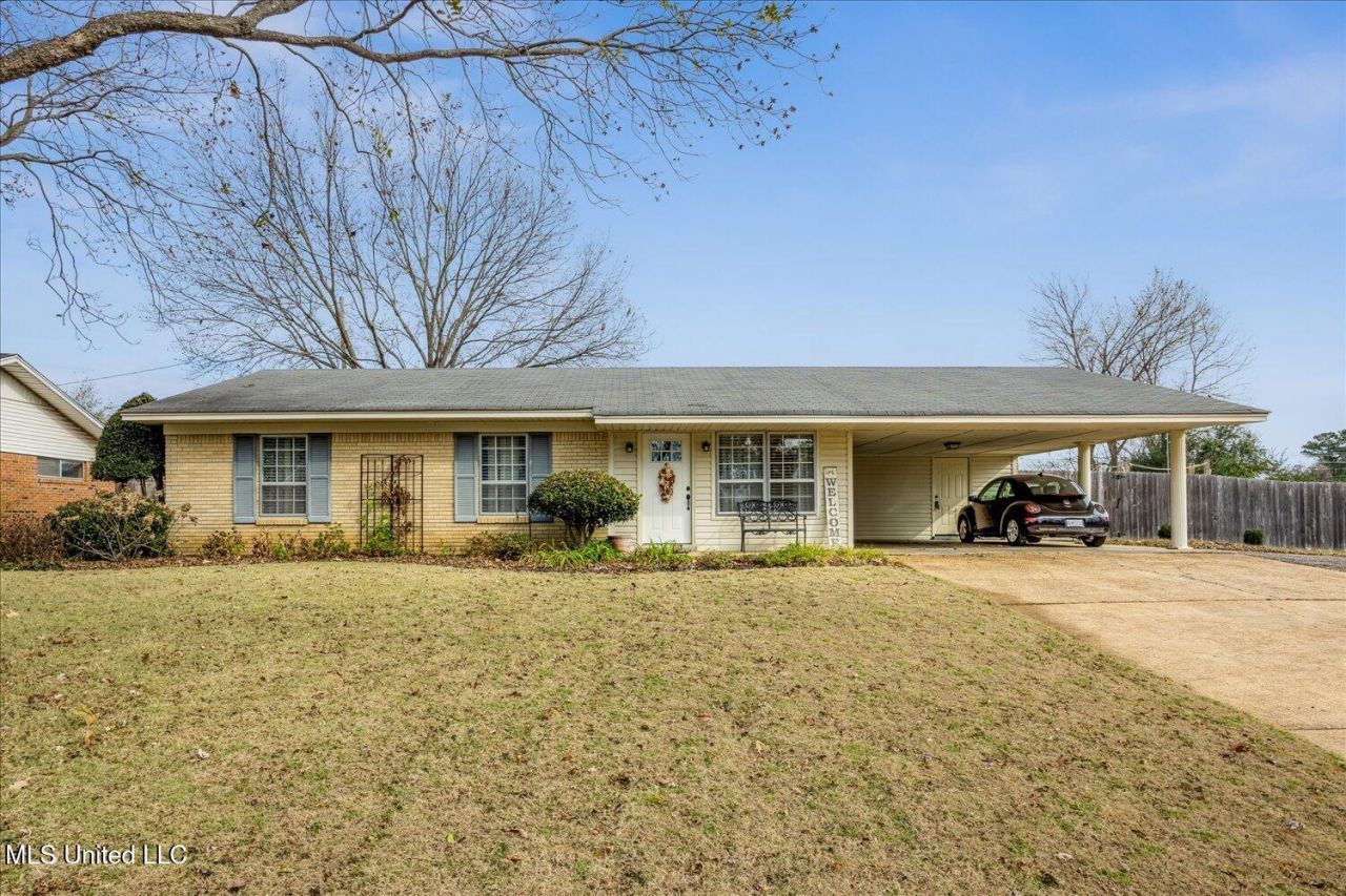9678 Stuart Cove, Olive Branch, MS 38654 Main Photo
