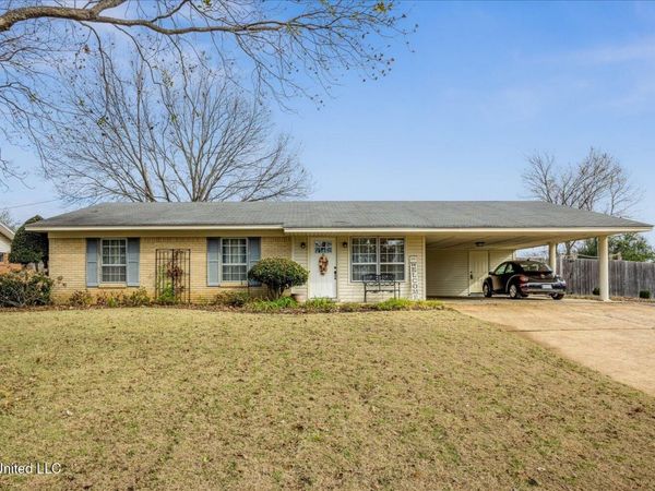 9678 Stuart Cove, Olive Branch, MS 38654