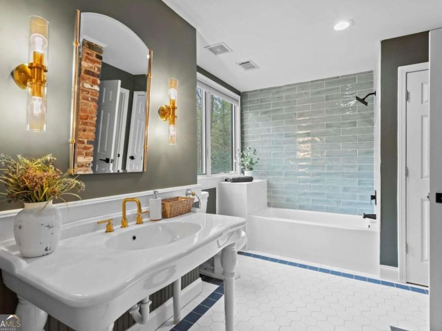 Property Image 38