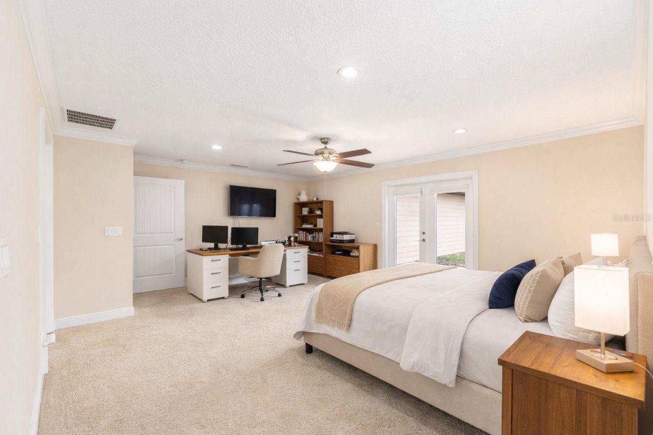 12009 NE 8th Court, Ocala, FL 34479 Photo