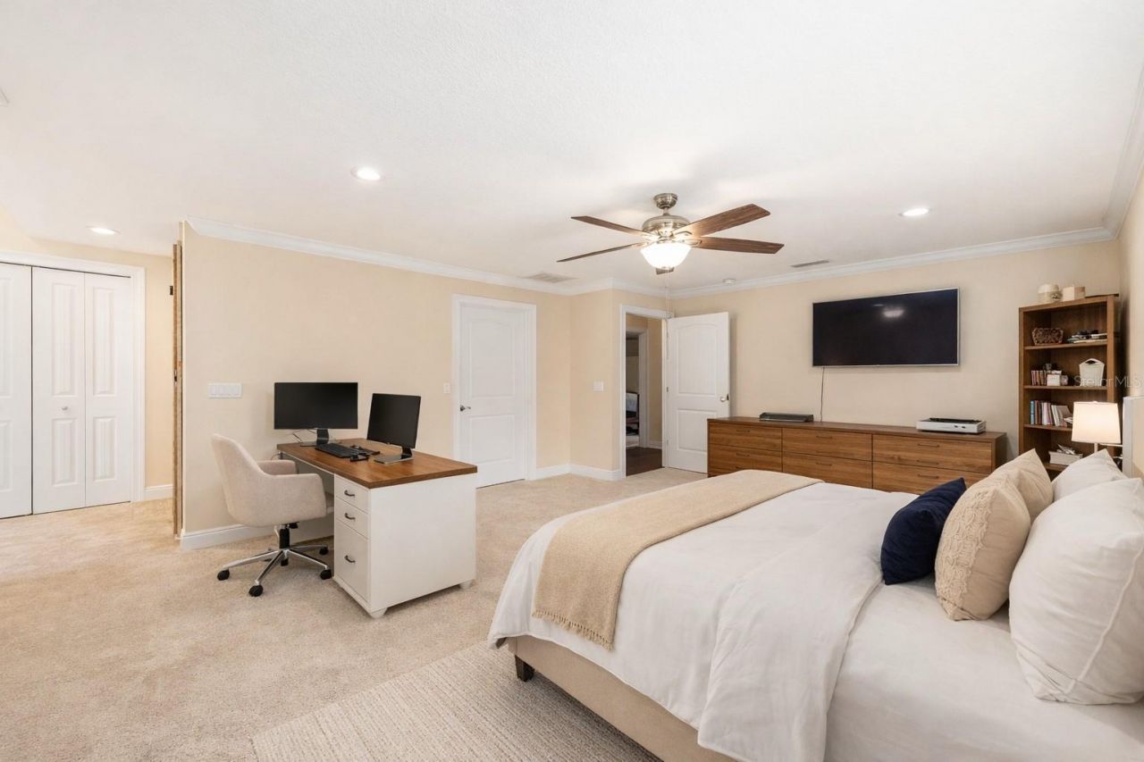 12009 NE 8th Court, Ocala, FL 34479 Photo