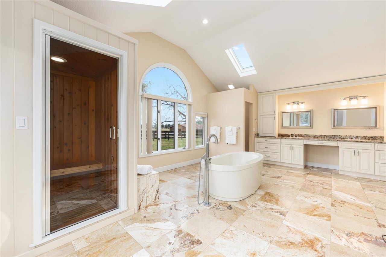 12009 NE 8th Court, Ocala, FL 34479 Photo