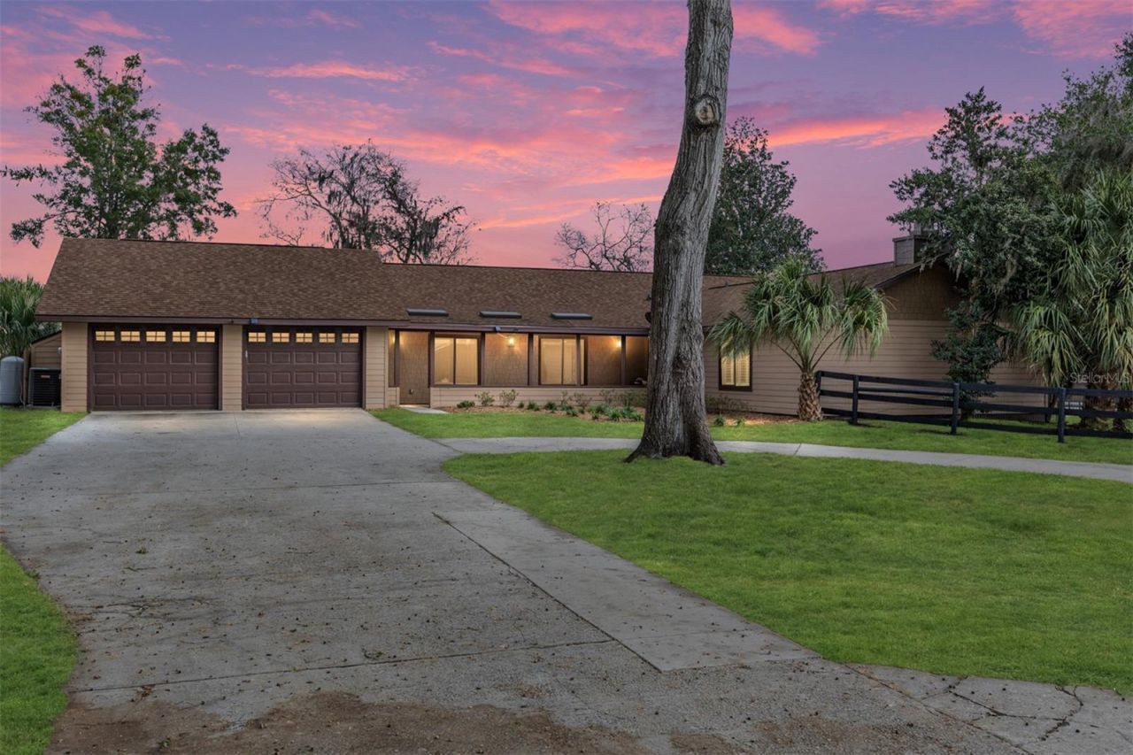 12009 NE 8th Court, Ocala, FL 34479 Photo