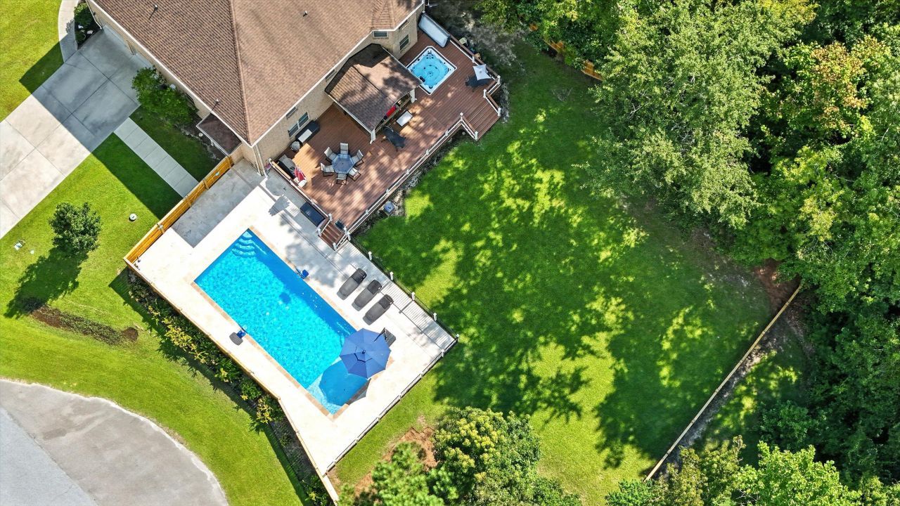 1200 Jump Seed Court Court Photo 7